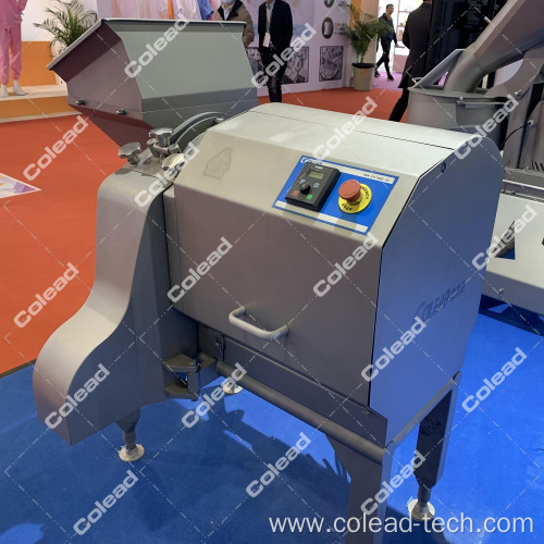 Fruit and vegetable dicing machine for tomato